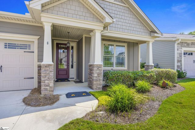 6 Belle Oaks Drive, Simpsonville, SC 29680