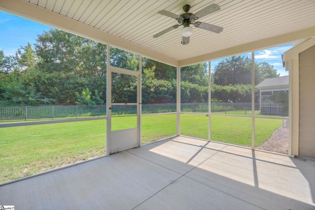 6 Belle Oaks Drive, Simpsonville, SC 29680