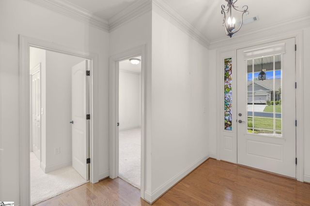 6 Belle Oaks Drive, Simpsonville, SC 29680