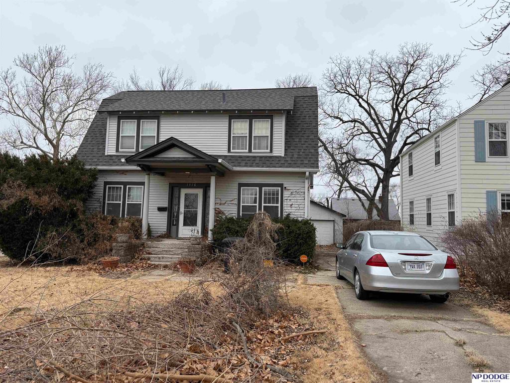 1316 N 53 Street, Omaha, NE 68132