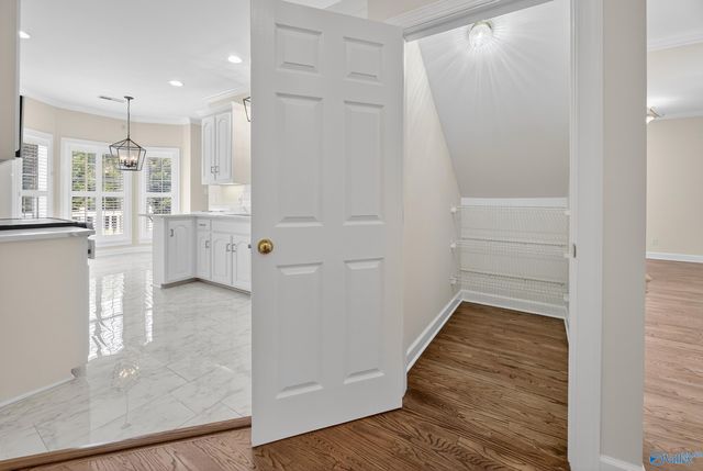 214 Lakepoint Drive, Gadsden, AL 35901