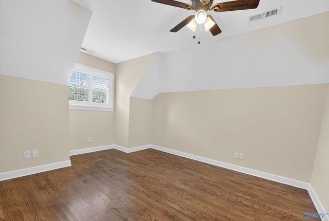 214 Lakepoint Drive, Gadsden, AL 35901