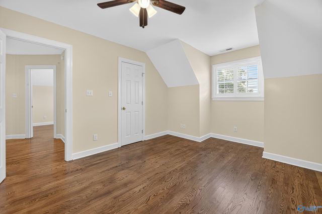 214 Lakepoint Drive, Gadsden, AL 35901