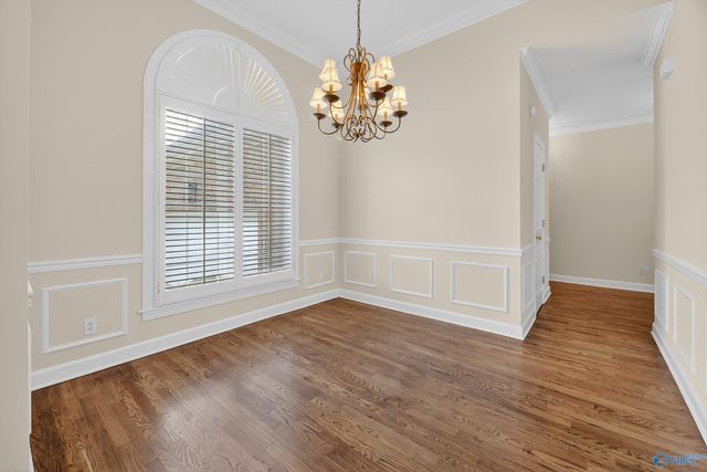 214 Lakepoint Drive, Gadsden, AL 35901