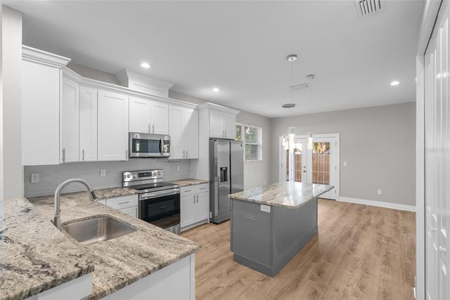 6356 30TH WAY N, St Petersburg, FL 33702