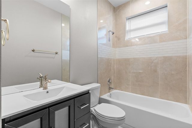 6356 30TH WAY N, St Petersburg, FL 33702