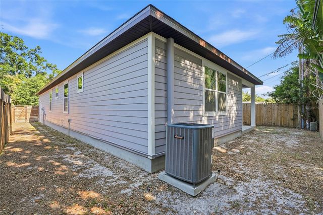 6356 30TH WAY N, St Petersburg, FL 33702