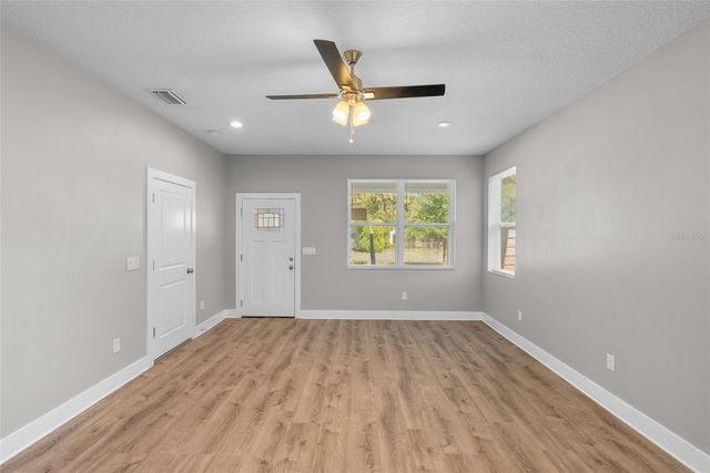 6356 30TH WAY N, St Petersburg, FL 33702