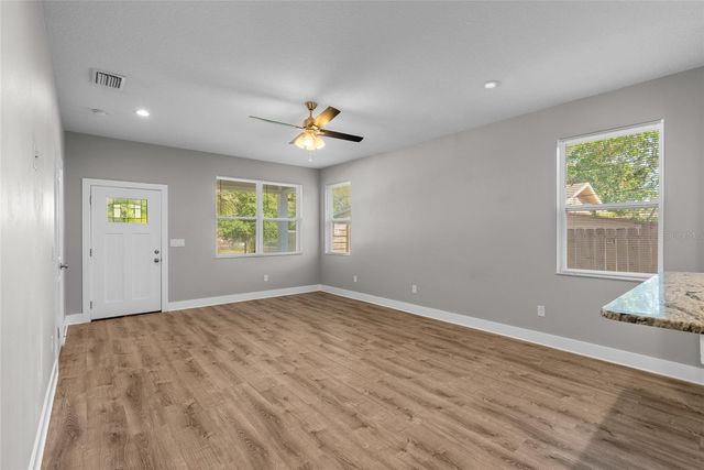 6356 30TH WAY N, St Petersburg, FL 33702