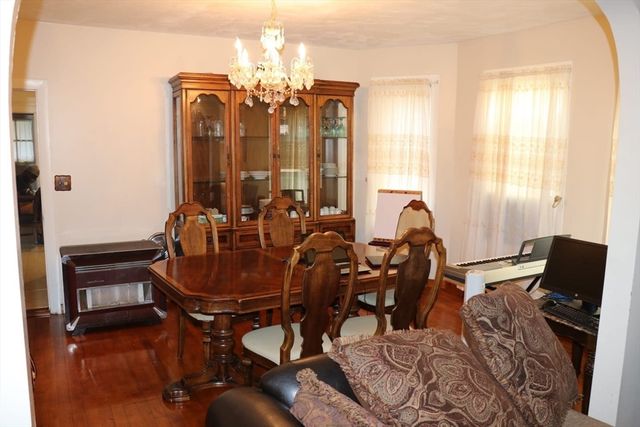 84 Lovell St 1, Worcester, MA 01603