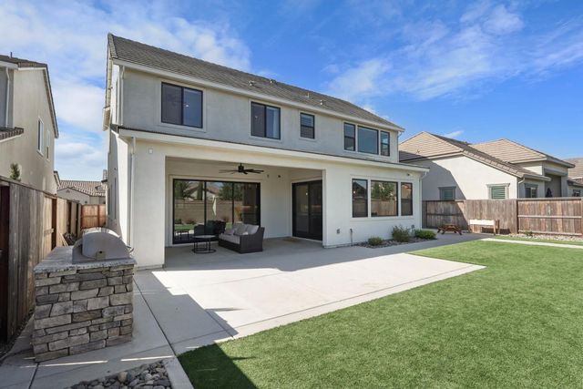 3033 Concerto St, Lodi, CA 95242