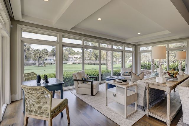 17 Marsh Dr, Hilton Head Island, SC 29928