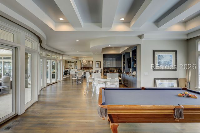 17 Marsh Dr, Hilton Head Island, SC 29928