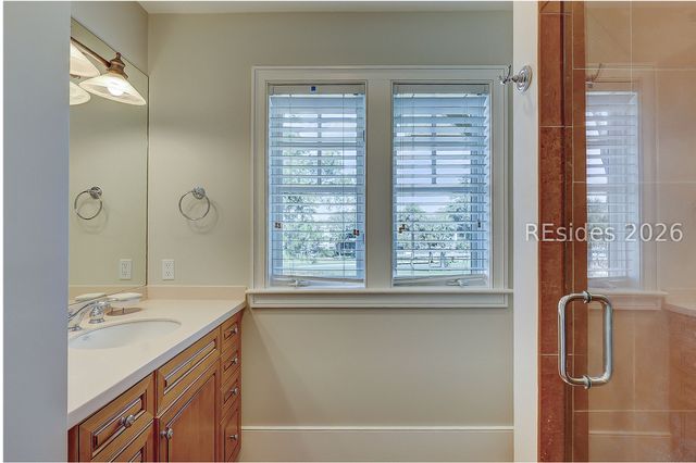 17 Marsh Dr, Hilton Head Island, SC 29928