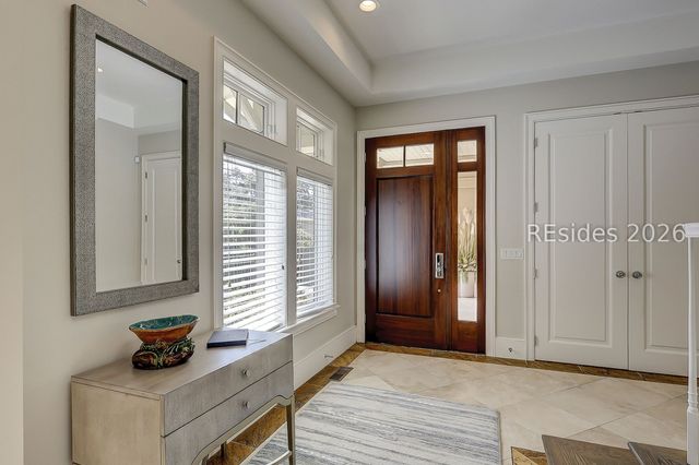 17 Marsh Dr, Hilton Head Island, SC 29928