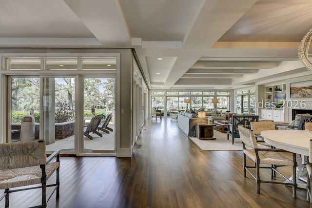 17 Marsh Dr, Hilton Head Island, SC 29928