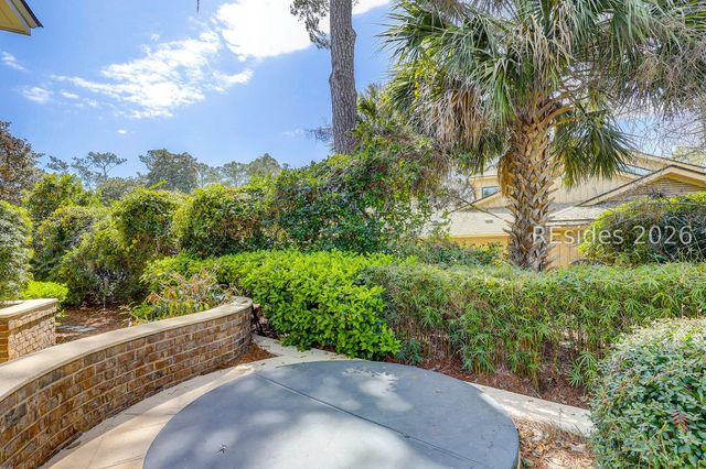 17 Marsh Dr, Hilton Head Island, SC 29928