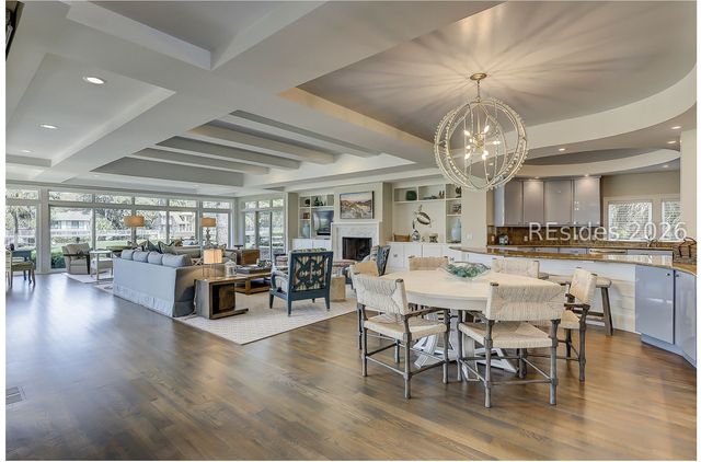 17 Marsh Dr, Hilton Head Island, SC 29928