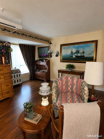 212 Agawam Drive B, Stratford, CT 06614