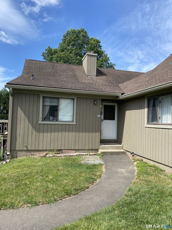 212 Agawam Drive B, Stratford, CT 06614