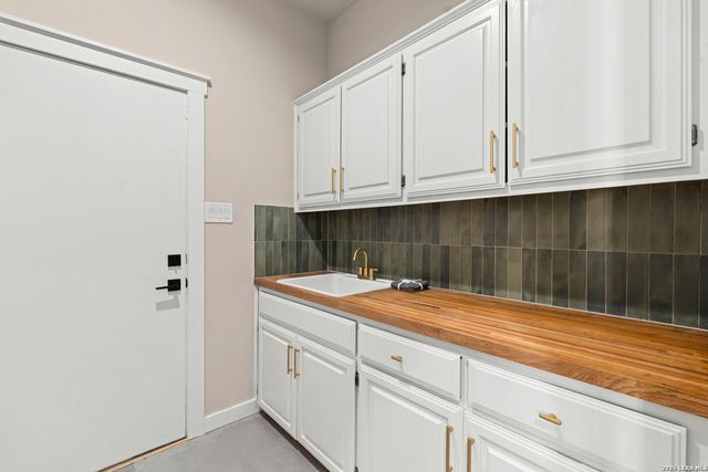 15743 Dawn Crest, San Antonio, TX 78248