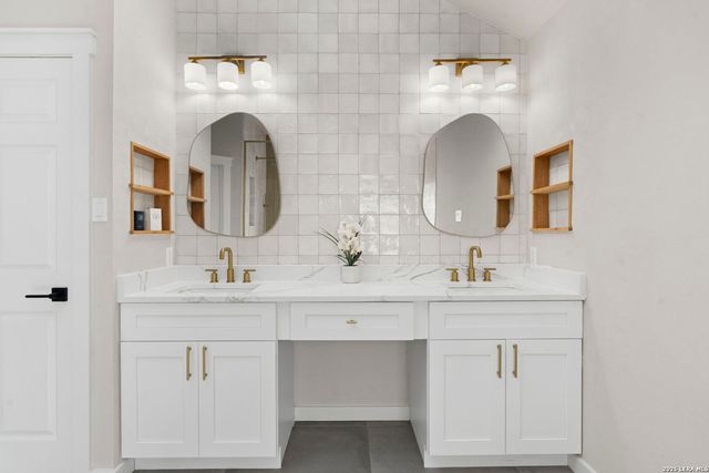 15743 Dawn Crest, San Antonio, TX 78248