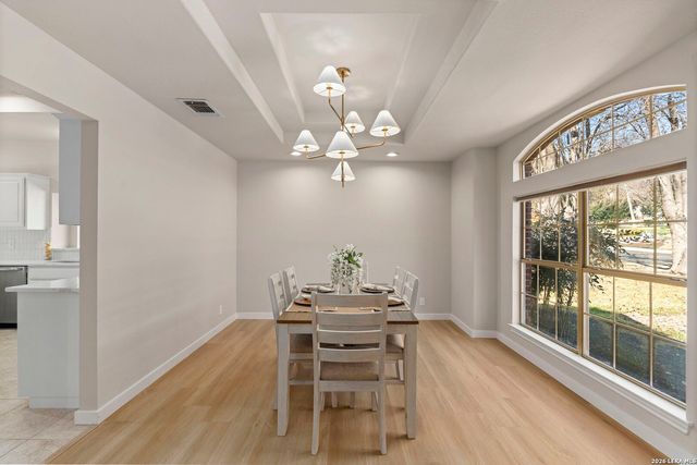 15743 Dawn Crest, San Antonio, TX 78248