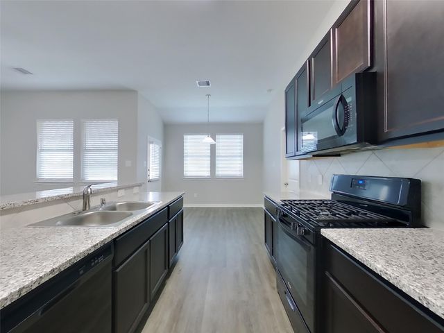 15607 Jackie Robinson Road, Splendora, TX 77372