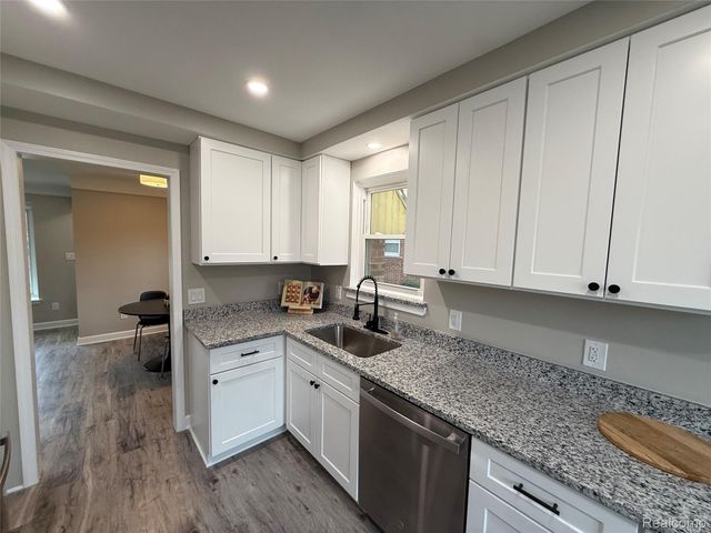 35622 Minton Street, Livonia, MI 48150