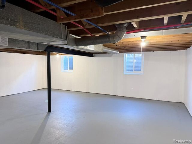 35622 Minton Street, Livonia, MI 48150