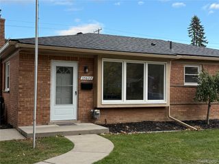 35622 Minton Street, Livonia, MI 48150