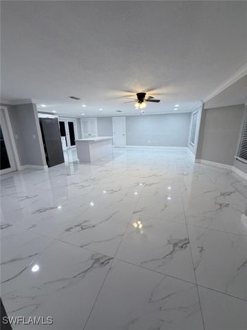 1015 Wilshire DR, Fort Myers, FL 33919