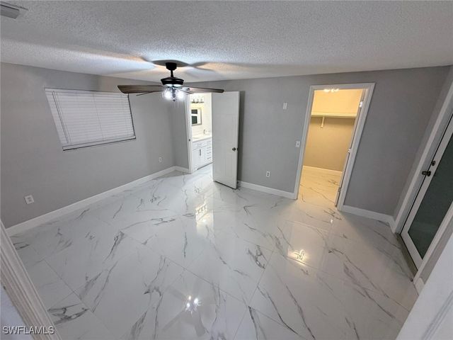 1015 Wilshire DR, Fort Myers, FL 33919