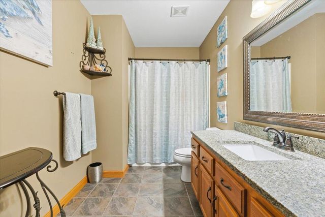 31813 Lakeway Drive NE, Cambridge, MN 55008