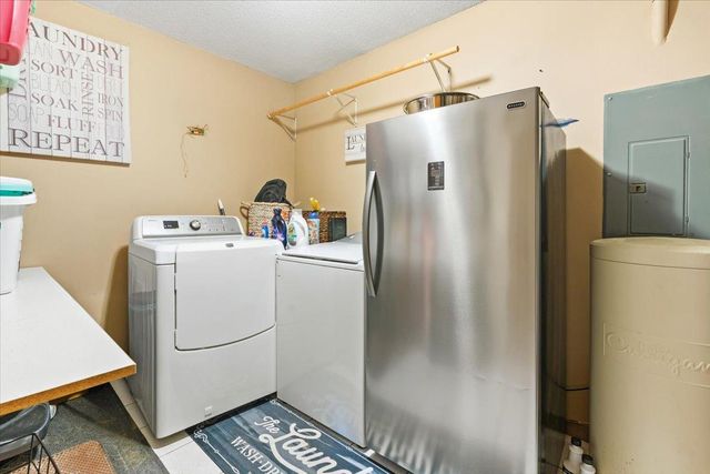 31813 Lakeway Drive NE, Cambridge, MN 55008