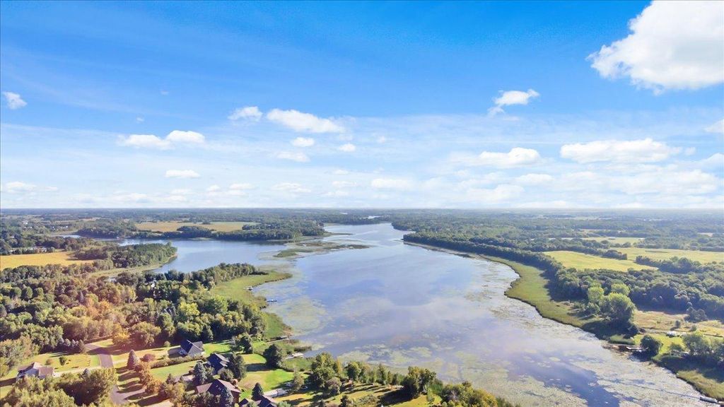 31813 Lakeway Drive NE, Cambridge, MN 55008 — exterior