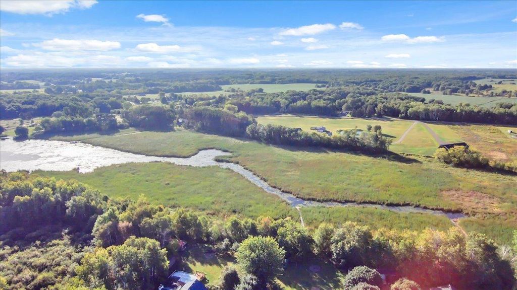 31813 Lakeway Drive NE, Cambridge, MN 55008 — photo 2