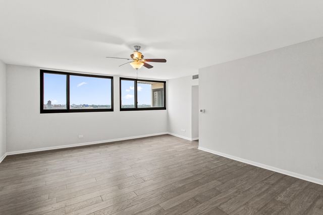 6150 N Kenmore Avenue 15B, Chicago, IL 60660