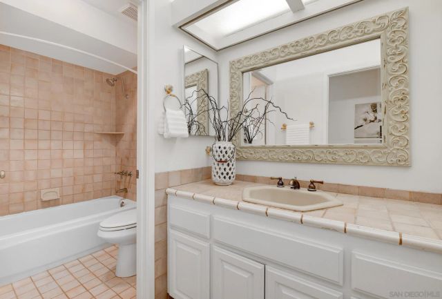 3408 Viewpoint, Oceanside, CA 92056