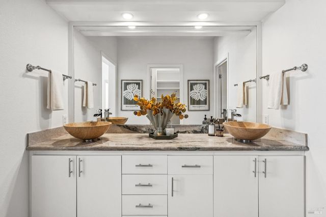 115 Eucalyptus Knoll St, Mill Valley, CA 94941