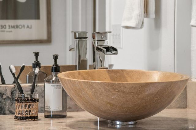 115 Eucalyptus Knoll St, Mill Valley, CA 94941