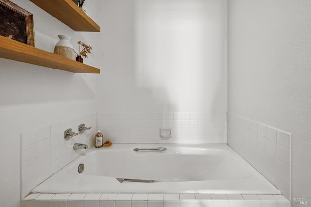 115 Eucalyptus Knoll St, Mill Valley, CA 94941