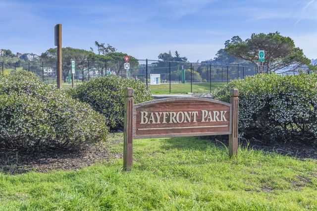 115 Eucalyptus Knoll St, Mill Valley, CA 94941