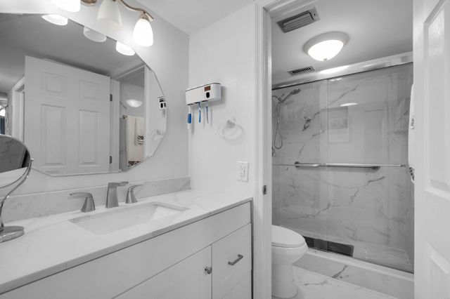 23247 N Barwood Ln Lane N 305, Boca Raton, FL 33428