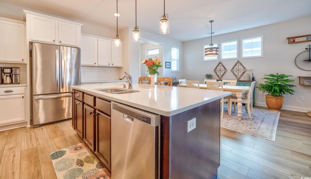 2052 Silver Island Way, Murrells Inlet, SC 29576