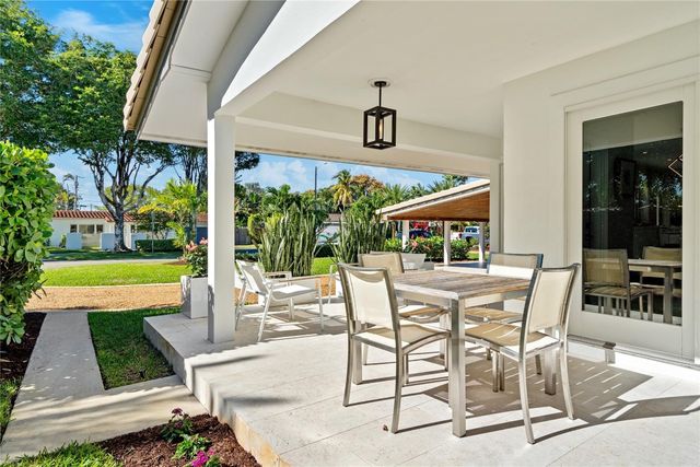 2600 NE 26th Avenue, Fort Lauderdale, FL 33306