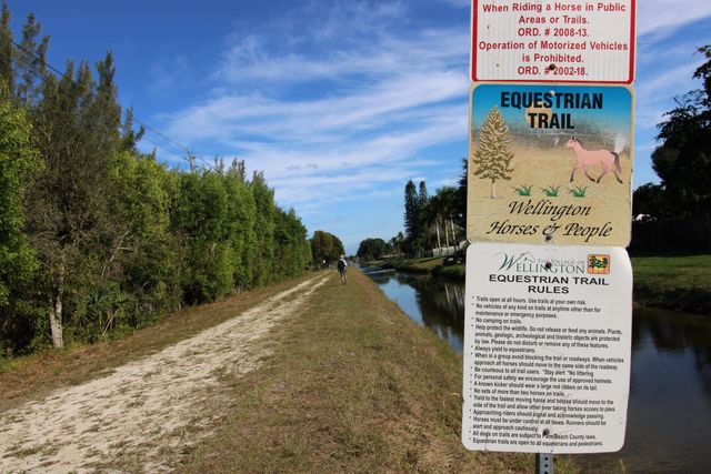 930 Rambling Drive Circle, Wellington, FL 33414