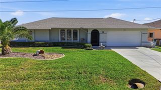 3815 SW 5th PL, Cape Coral, FL 33914