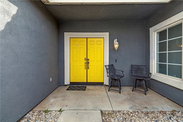 13121 Fullerton Drive, Victorville, CA 92392