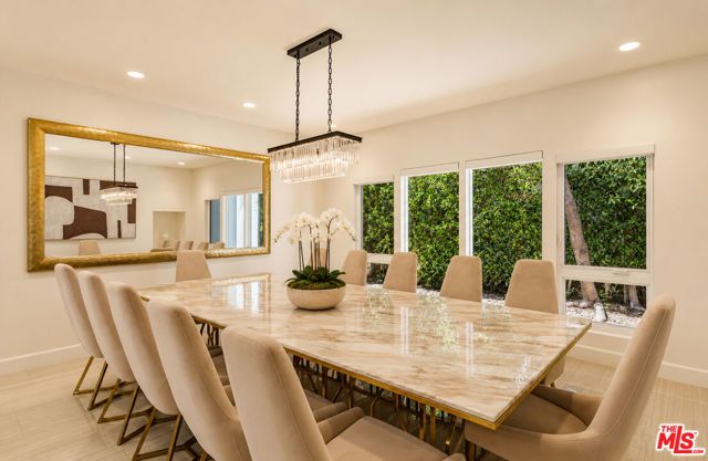 703 N Maple Drive, Beverly Hills, CA 90210
